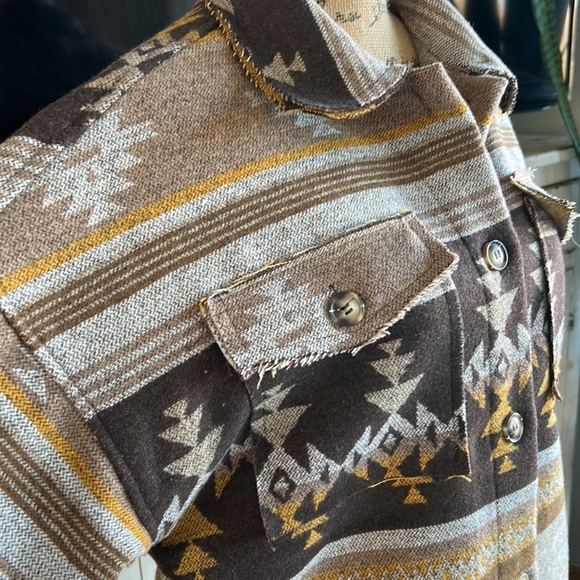 new in raw hem aztec brown tan mustard long sleeve button jacket shacket shirt - Picture 4 of 16